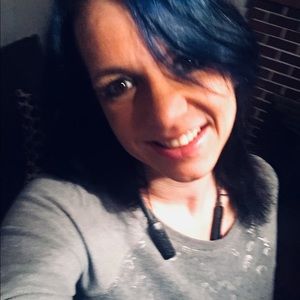 Meet your Posher, Lori